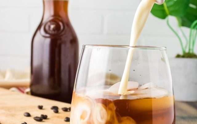 9 Genius Light Cream Substitutes For Your Morning Coffee